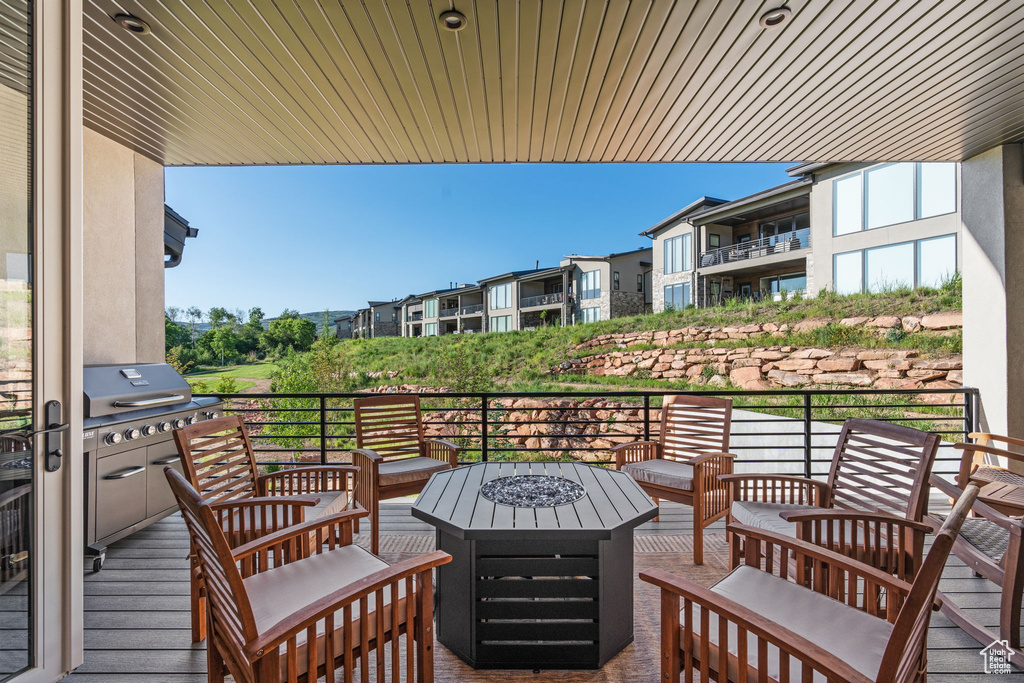 Balcony featuring an outdoor living space