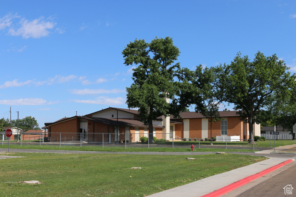 View of front of property with stucco siding