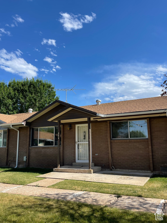 884 E 5575 S South Ogden, UT 84405