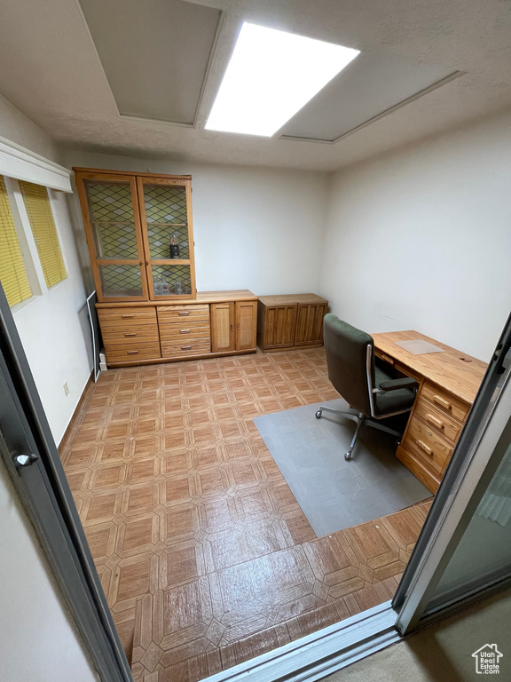 884 E 5575 S South Ogden, UT 84405