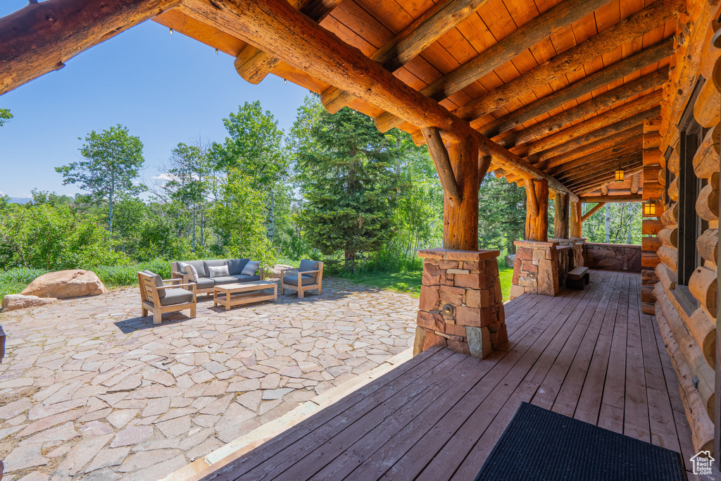 View of patio featuring outdoor lounge area