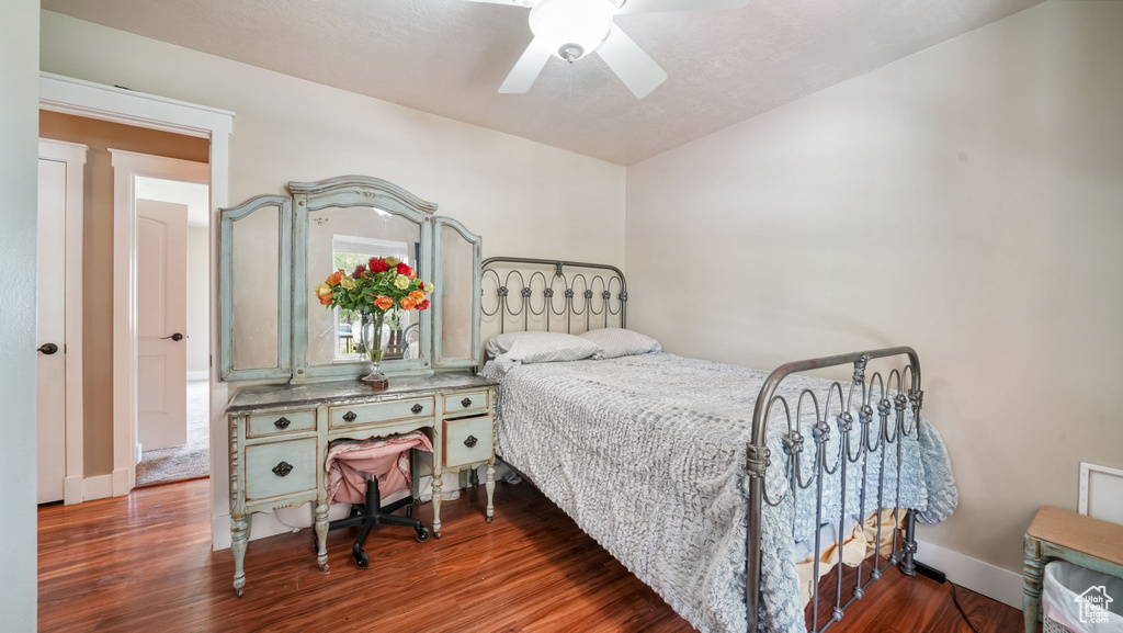 Photo 14 for MLS #2094384 at 332 W Hillside Dr