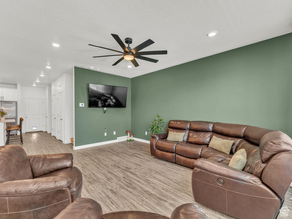 937 W PURPLEDISK CT Saratoga Springs, UT 84045