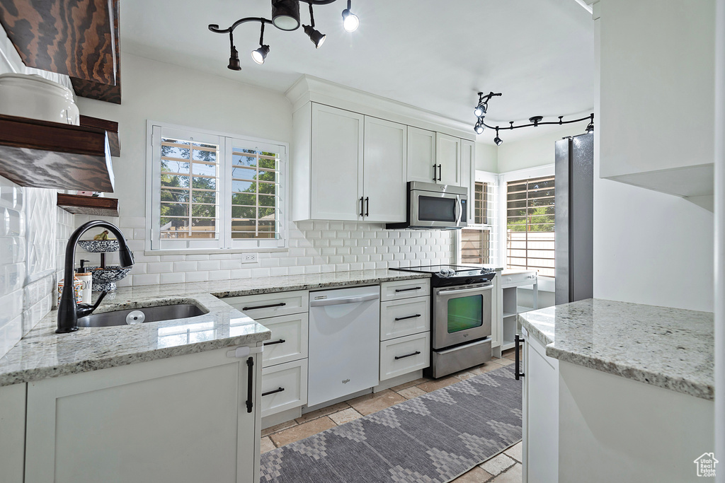 2090 E CRYSTAL AVE Salt Lake City, UT 84109