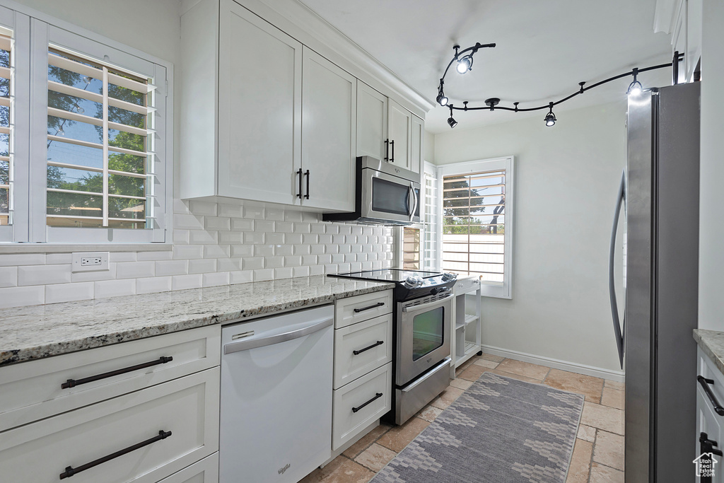 2090 E CRYSTAL AVE Salt Lake City, UT 84109