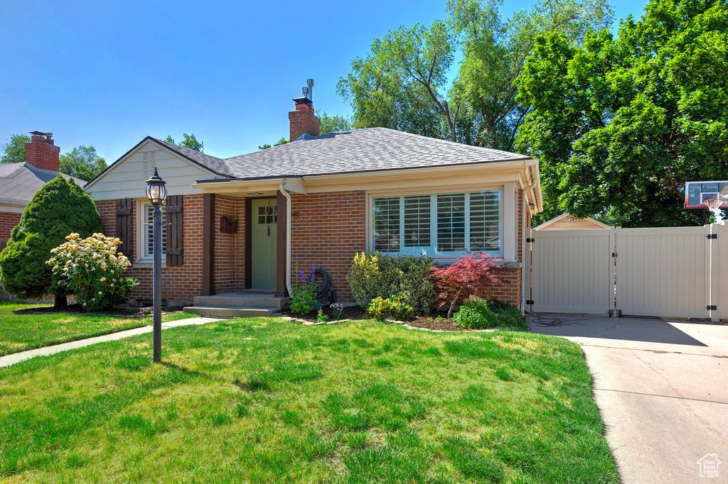 2090 E CRYSTAL AVE Salt Lake City, UT 84109