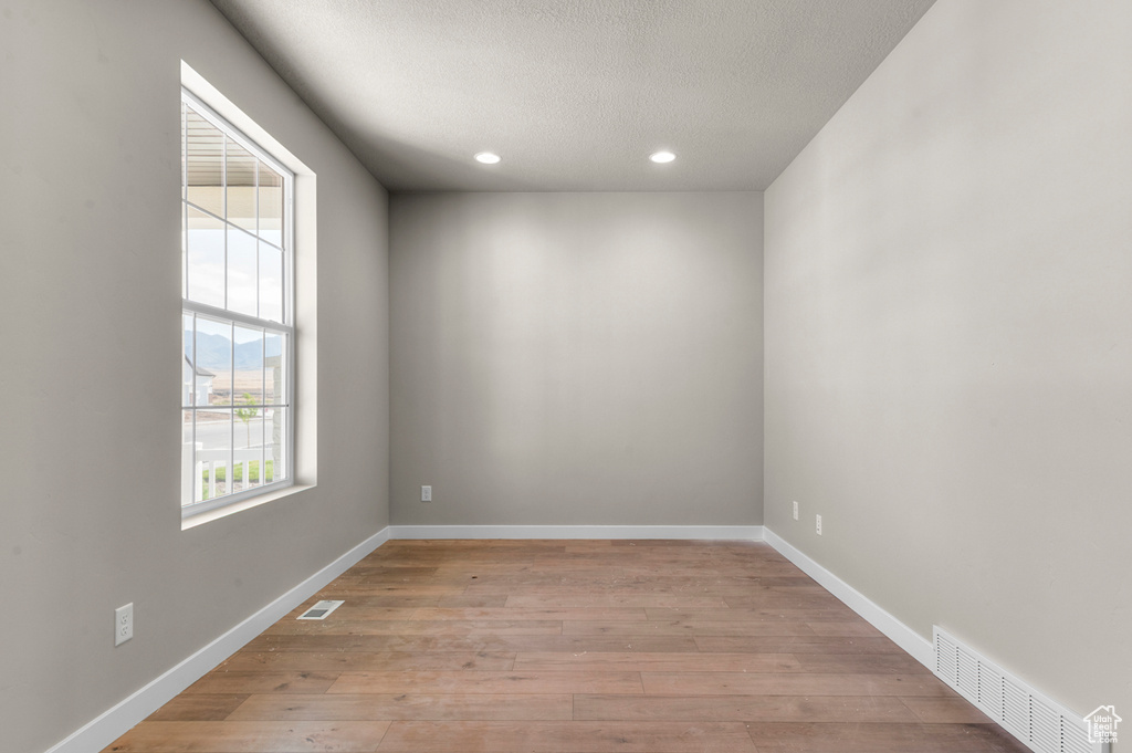 566 W COYOTE RD Grantsville, UT 84029
