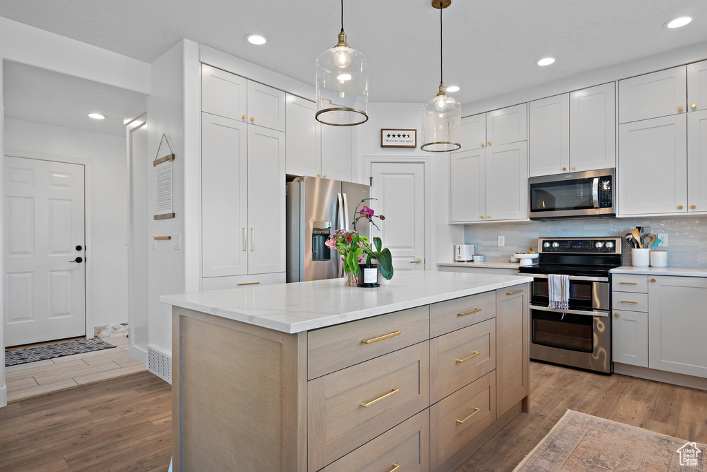 2694 W 2400 N Lehi, UT 84043