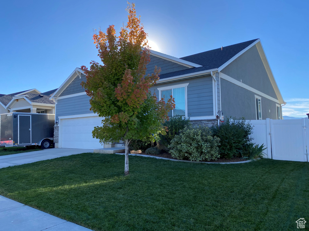 63 N CANYON MAPLE RD Vineyard, UT 84059