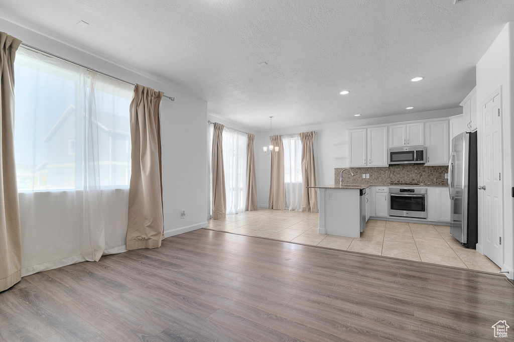 63 N CANYON MAPLE RD Vineyard, UT 84059