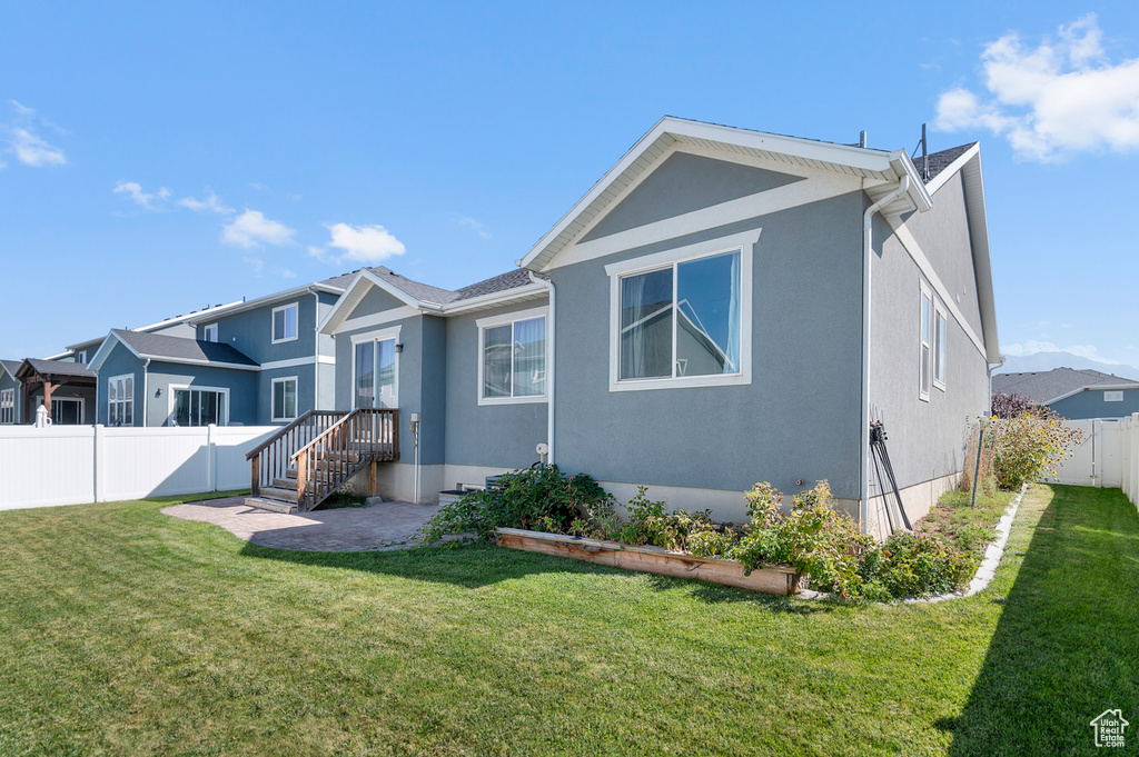 63 N CANYON MAPLE RD Vineyard, UT 84059