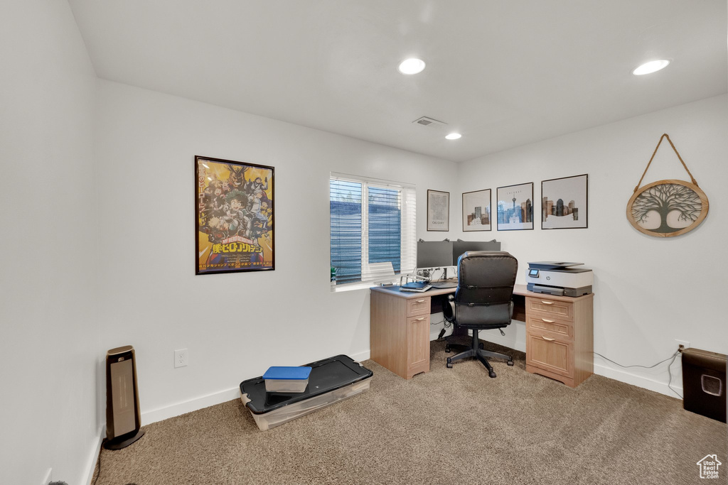 Office featuring light carpet and recessed lighting