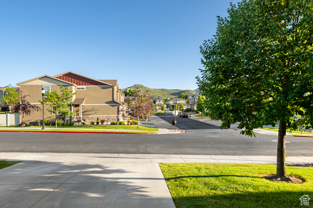 5194 HEDGEROSE DR Herriman, UT 84096