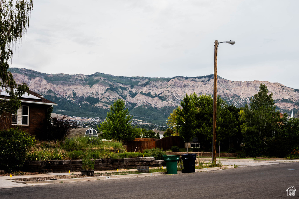 729 W 2300 N Harrisville, UT 84414