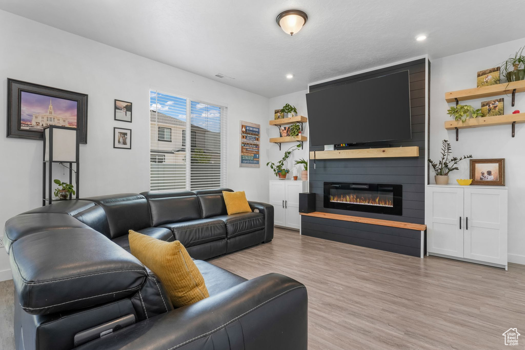 969 S 875 W Springville, UT 84663