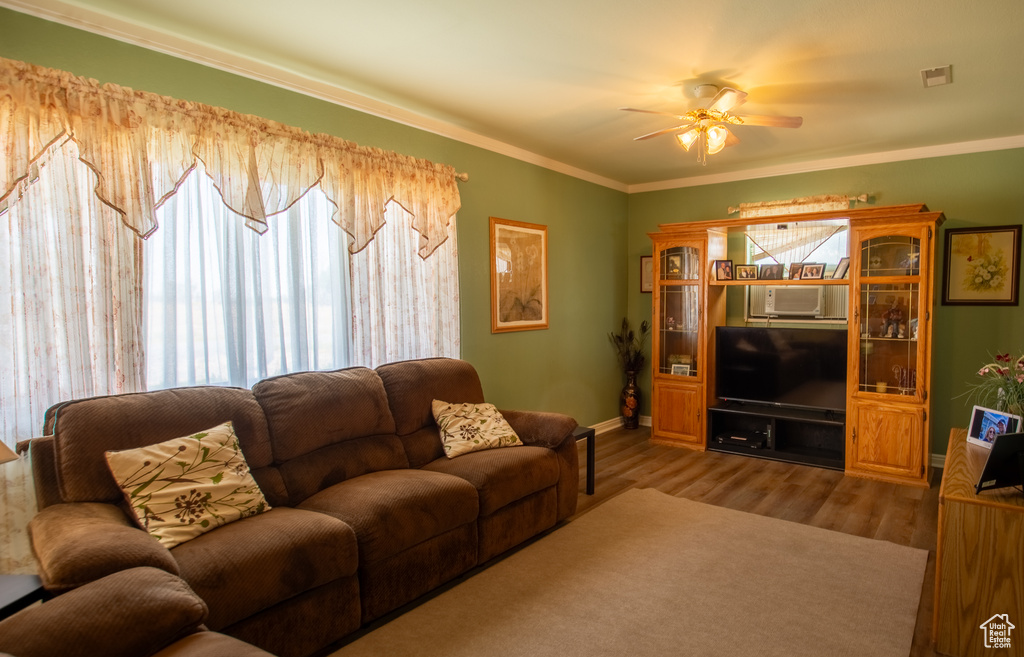 145 E CENTER Lynndyl, UT 84640