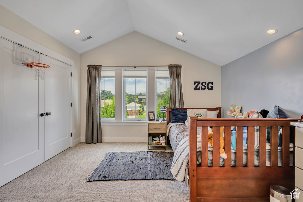 2040 E LAMBOURNE AVE Millcreek, UT 84109