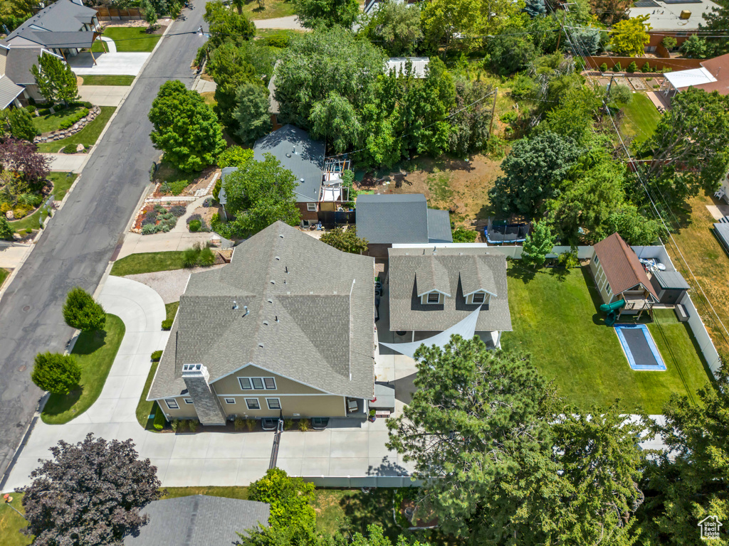 2040 E LAMBOURNE AVE Millcreek, UT 84109