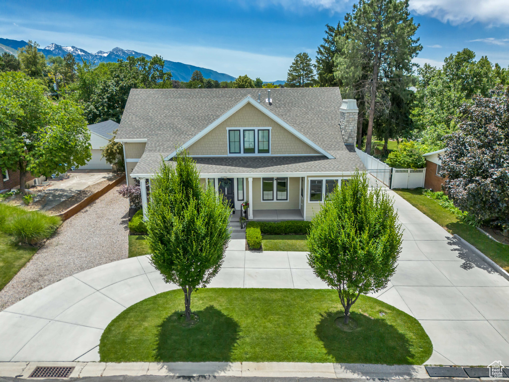 2040 E LAMBOURNE AVE Millcreek, UT 84109