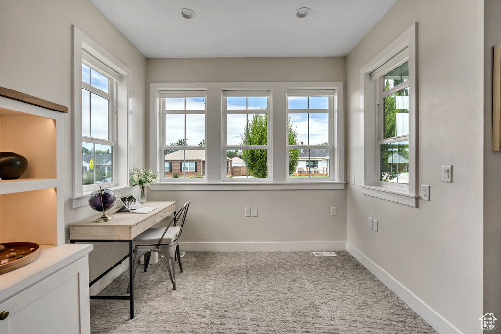 2040 E LAMBOURNE AVE Millcreek, UT 84109