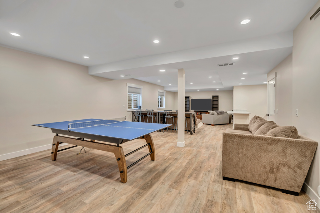 2040 E LAMBOURNE AVE Millcreek, UT 84109
