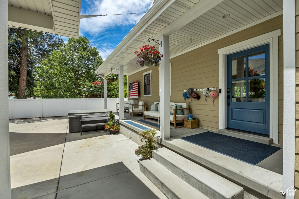 2040 E LAMBOURNE AVE Millcreek, UT 84109