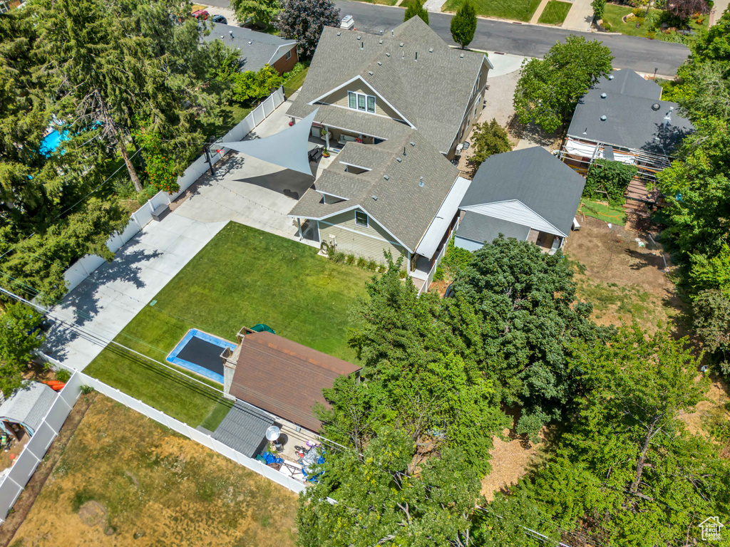 2040 E LAMBOURNE AVE Millcreek, UT 84109