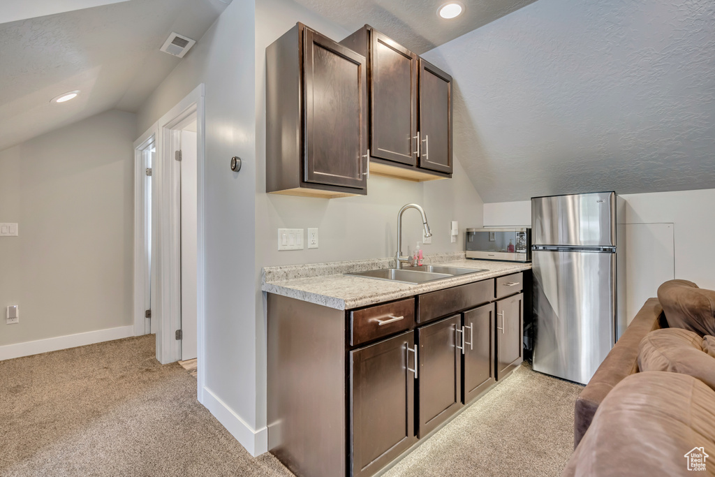 2040 E LAMBOURNE AVE Millcreek, UT 84109