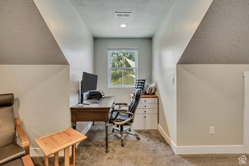 2040 E LAMBOURNE AVE Millcreek, UT 84109