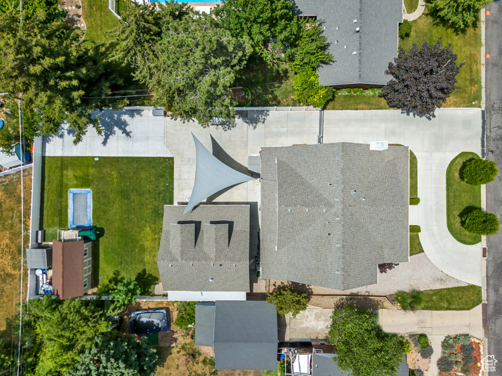 2040 E LAMBOURNE AVE Millcreek, UT 84109