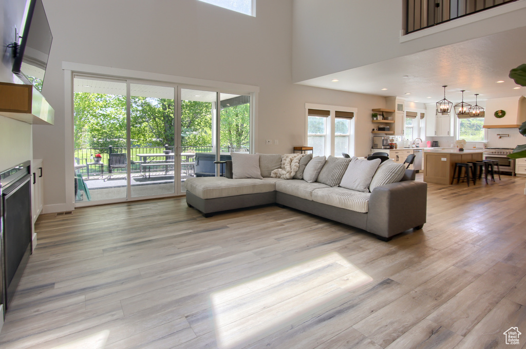 6038 N HIDDEN VALLEY RD #319 Mountain Green, UT 84050