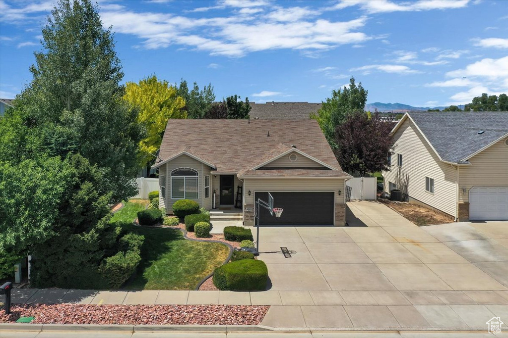4065 S 2725 W Roy, UT 84067