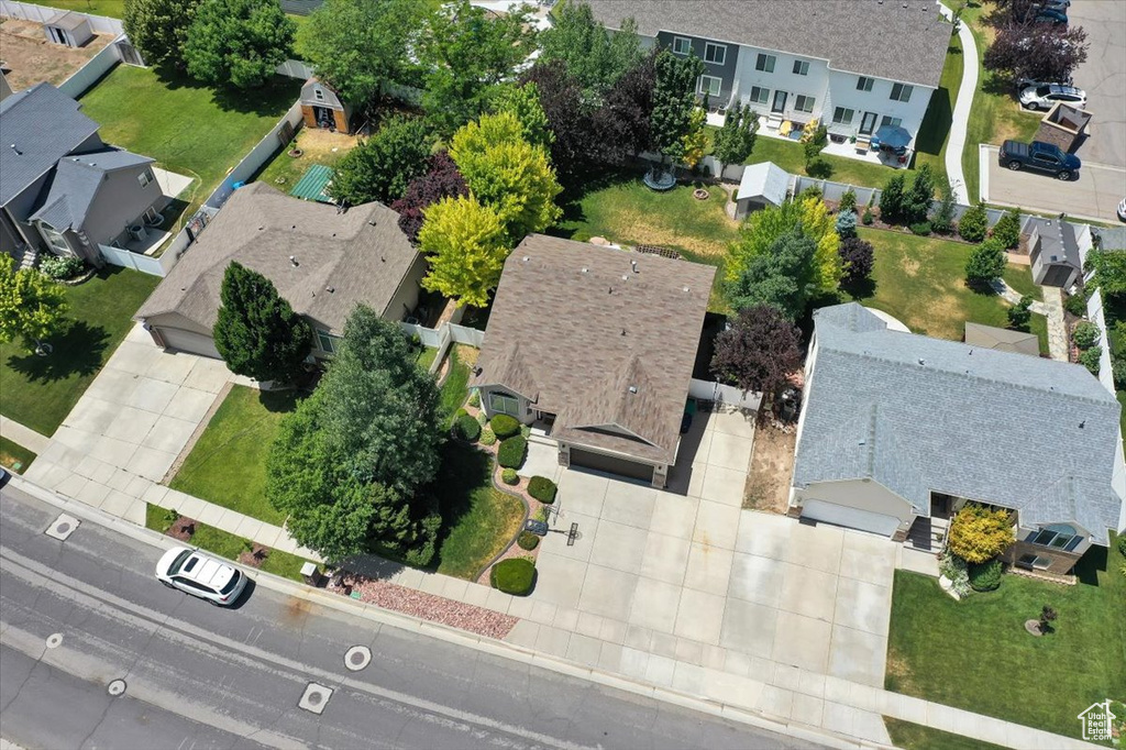 4065 S 2725 W Roy, UT 84067