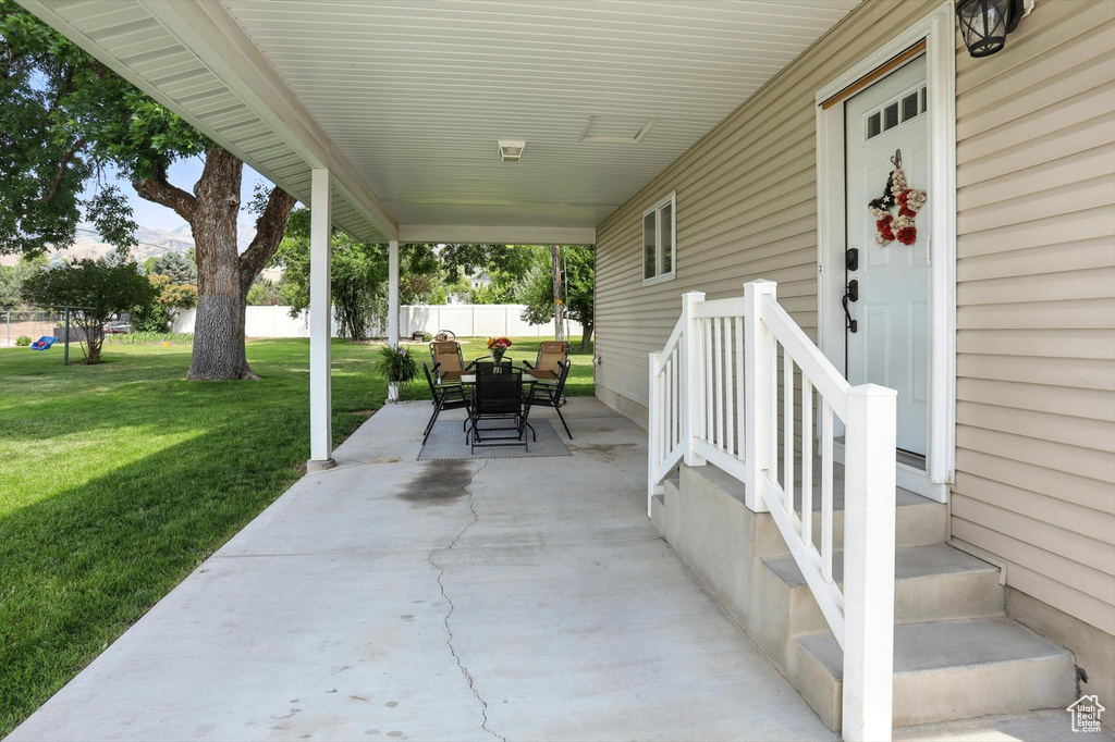 View of patio / terrace with outdoor dining area
