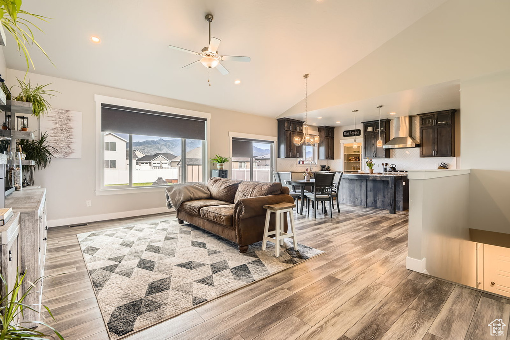 4909 N CLIFFROSE DR Eagle Mountain, UT 84005
