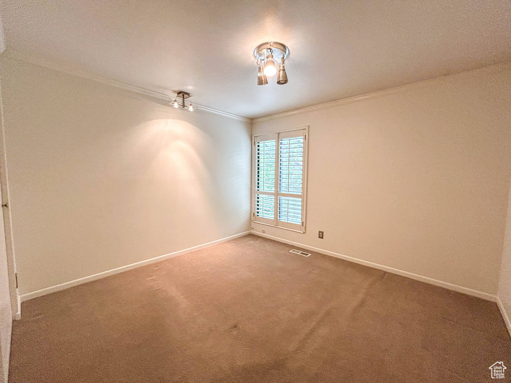 5472 S TONALEA DR Murray, UT 84107