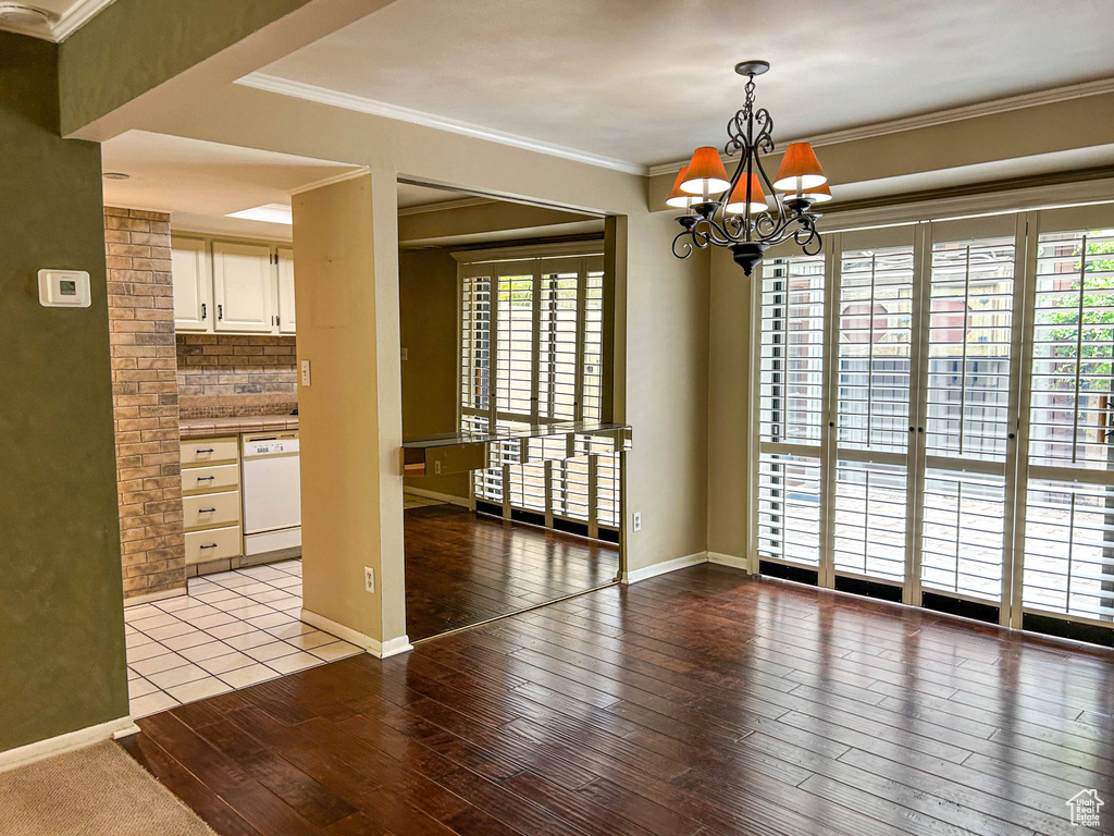5472 S TONALEA DR Murray, UT 84107
