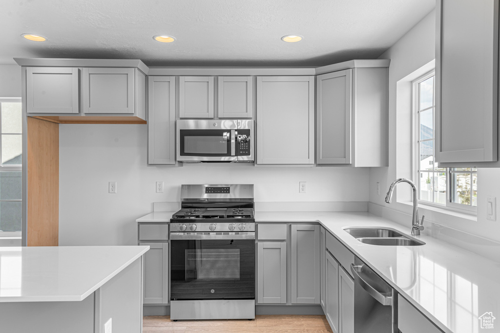 1009 W SPARROW WAY Stansbury Park, UT 84074