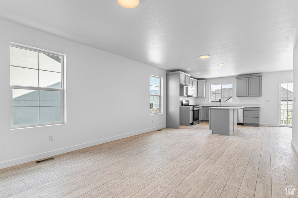 1009 W SPARROW WAY Stansbury Park, UT 84074