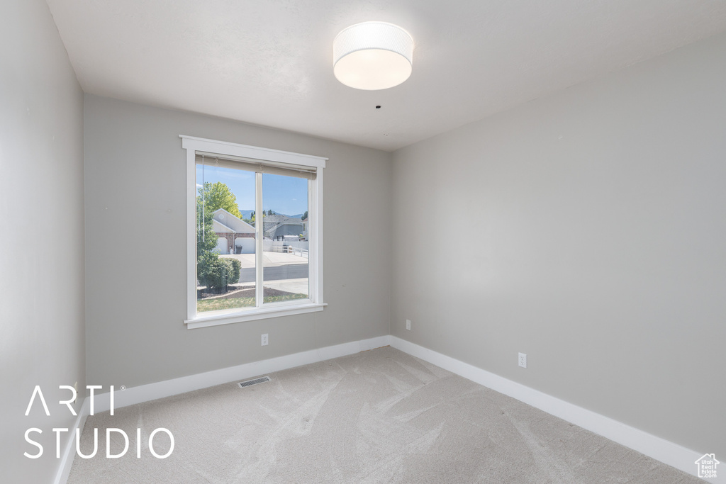1209 N 1120 W Clinton, UT 84015