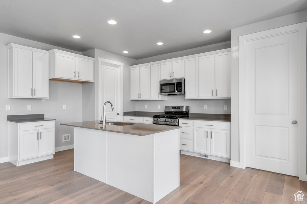 1035 W SPARROW WAY Stansbury Park, UT 84074