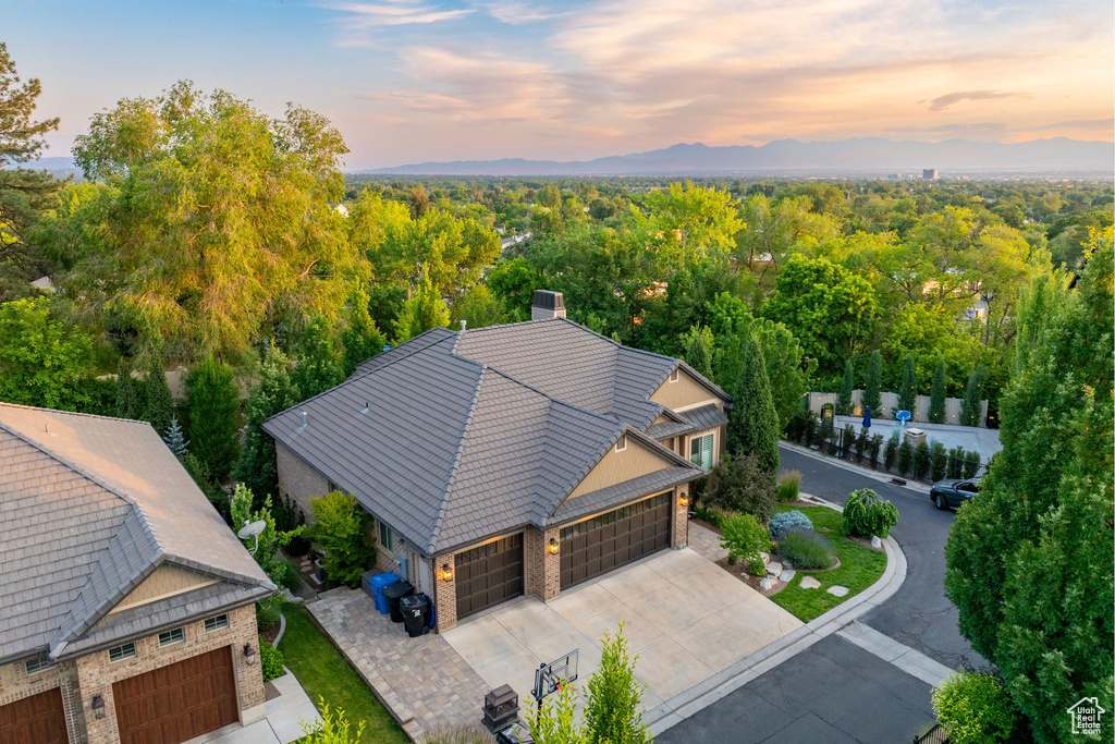 1714 E RACHELWOOD LN Holladay, UT 84124