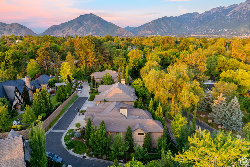 1714 E RACHELWOOD LN Holladay, UT 84124