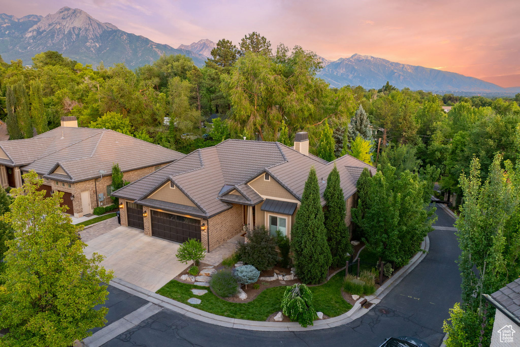 1714 E RACHELWOOD LN Holladay, UT 84124