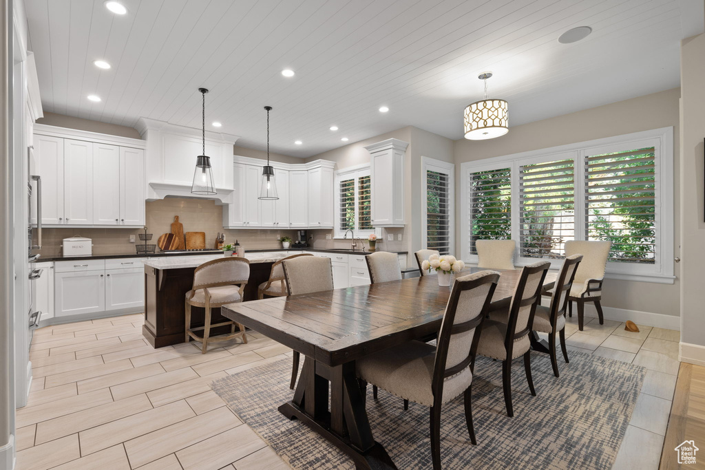 1714 E RACHELWOOD LN Holladay, UT 84124