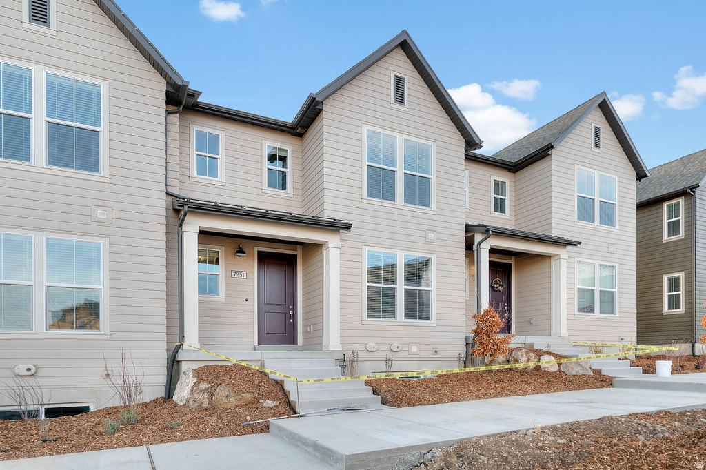 7251 S CAMPION DR West Jordan, UT 84081