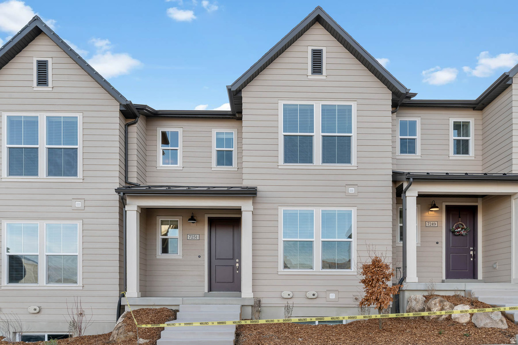 7251 S CAMPION DR West Jordan, UT 84081