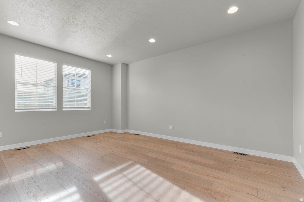 7253 S CAMPION DR West Jordan, UT 84081