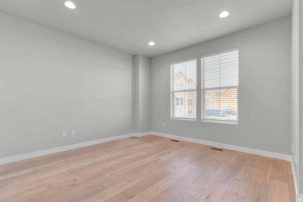 7253 S CAMPION DR West Jordan, UT 84081