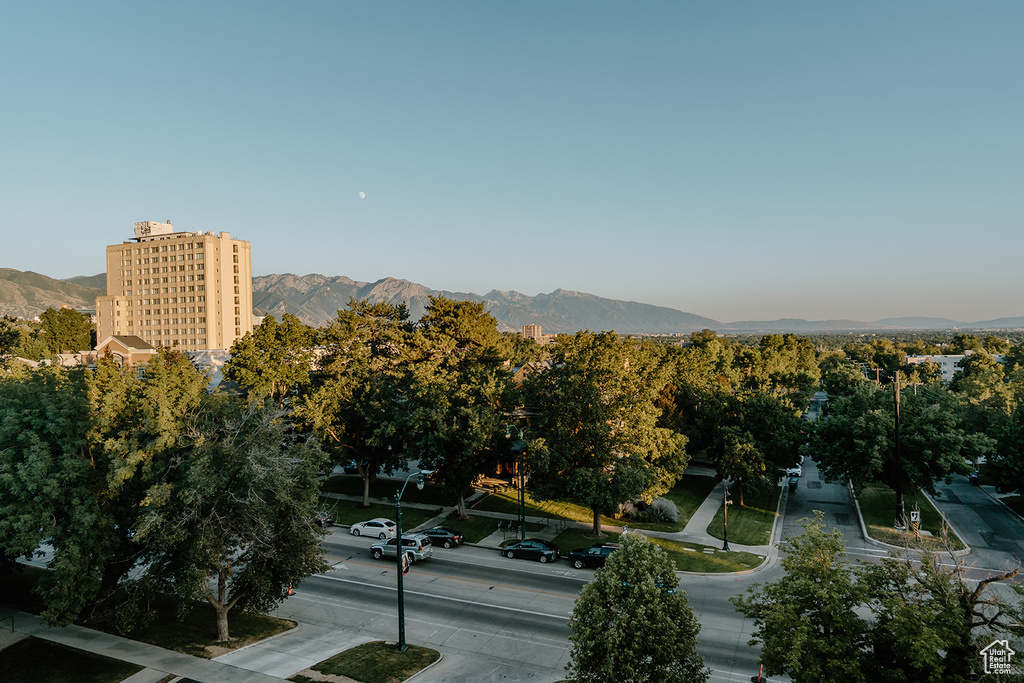 777 E SOUTH TEMPLE #5A Salt Lake City, UT 84102